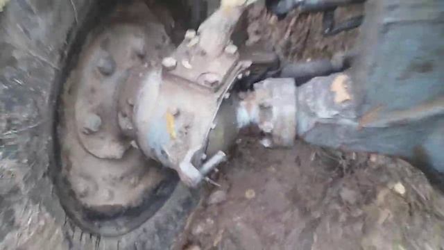 ЮМЗ 4х4 в котором есть почти все.