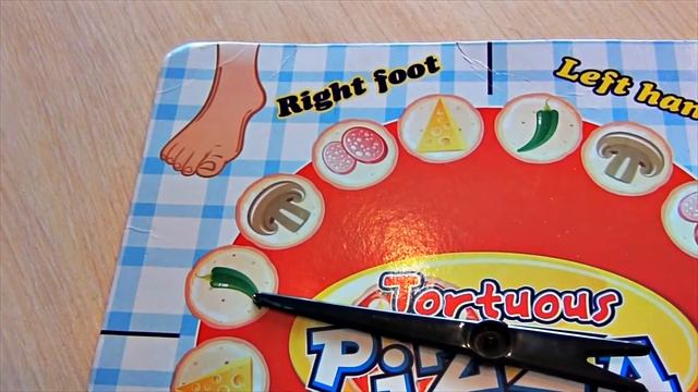 Ходим НОГАМИ по ПИЦЦЕ Игра ИЗВИЛИСТАЯ ПИЦЦА tortuous pizza смотреть онлайн