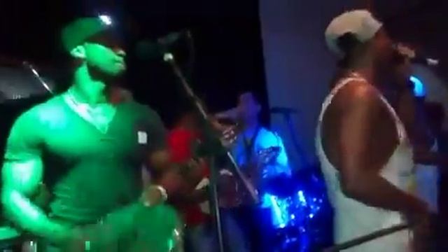Ultra Samba...Tô Soznho смотреть онлайн
