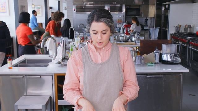 Pro Chefs Make Their Favorite Egg Recipes | Test Kitchen Talks | Bon Appétit смотреть онлайн