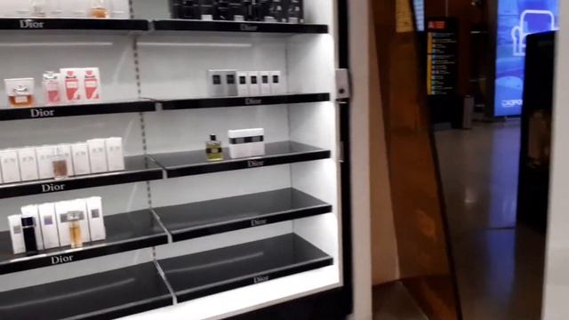 Аэропорт Кольцово✈!!!Полетели в Крым!?? смотреть онлайн