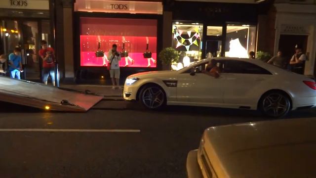 IMPOUNDED: Arab Mercedes CLS Brabus Seized in London смотреть онлайн