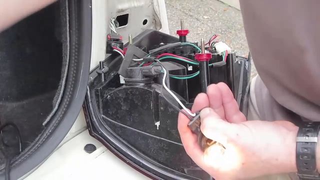 How to locate and wire your reverse lights to your rear view camera смотреть онлайн