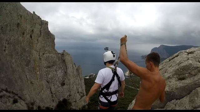 Дмитрий Ильяс-кая Роупджампинг в Крыму с командой Скайлайн смотреть онлайн
