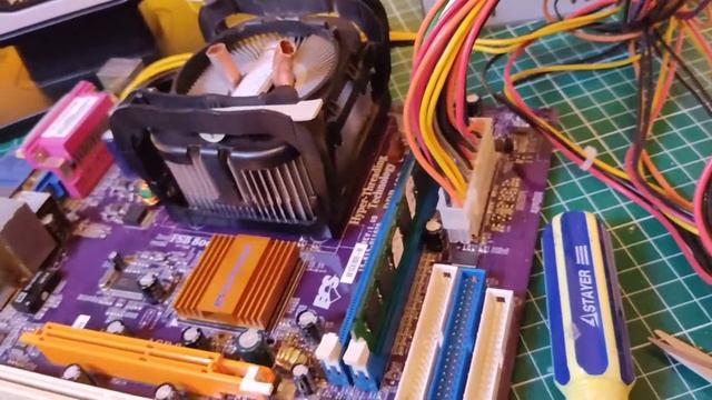 СКОТЧ вместо ТЕРМОПАСТЫ смотреть онлайн