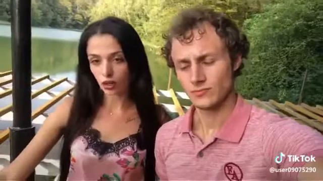 Это девушка в Красная книга смотреть онлайн