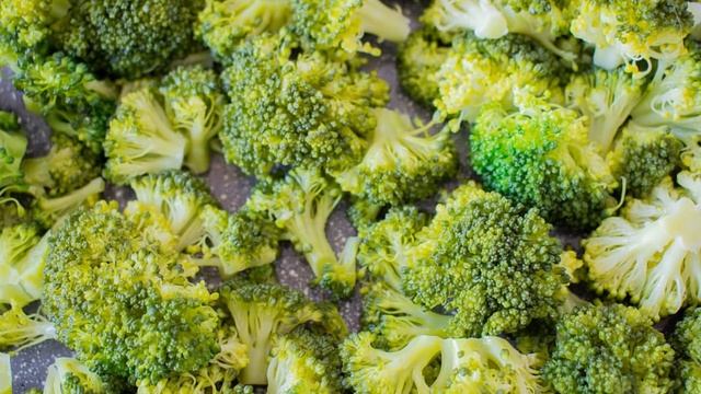 Top 10 Anti Aging Foods | To Support Your 40s and Beyond Body смотреть онлайн