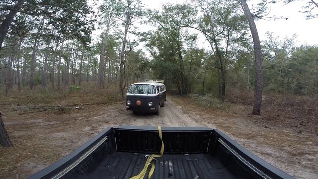 1974 Volkswagen Thing Type 181 and Bus Splashing Mud Off Road. смотреть онлайн