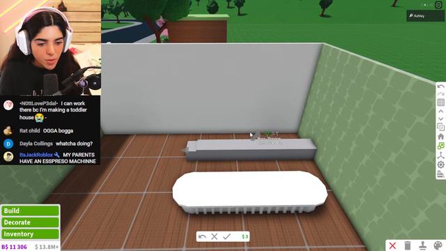 BUILDING A PLANT/COFFEE SHOP IN BLOXBURG! смотреть онлайн