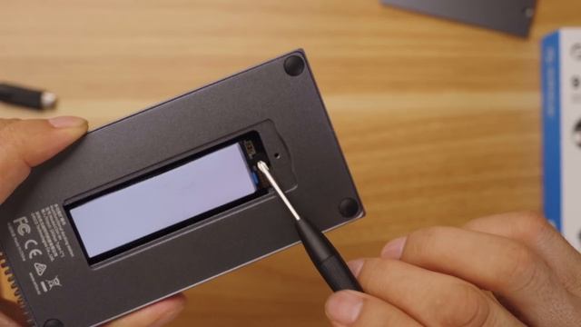 高速SSDを搭載できるドッキングステーション！ 端子の少ないM2 M1 MacBook Airにどうですか？　USB-C ハブ ORICO 9 In 1