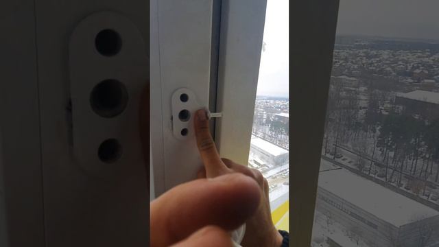 как установить ограничитель для окон. смотреть онлайн