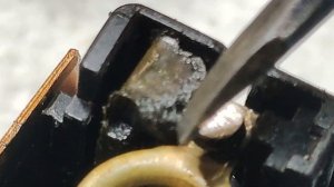 Рычаг переключения не сдвигается из положения Р (Parking).    Nissan reversing lock.