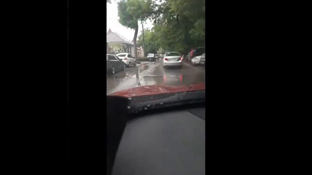 3 июня Ростов-на-Дону дождливо и пасмурно смотреть онлайн