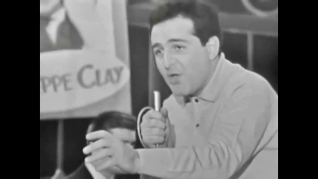 Richard Anthony - Avec une Poignée de Terre смотреть онлайн