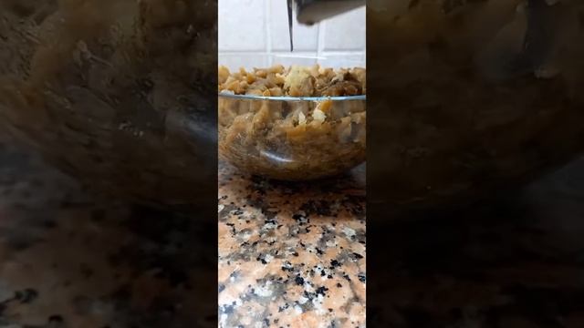 Салат из печёных баклажанов. Пальчики оближешь! смотреть онлайн