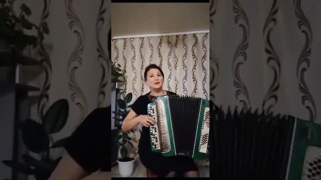 Рәзилә җырлый. Җыр???♫Таухи♪ смотреть онлайн