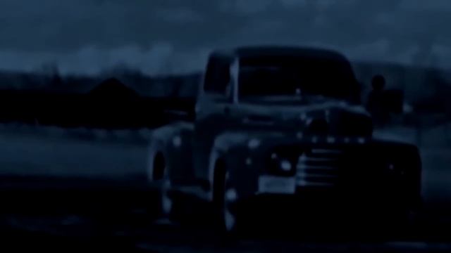 Упал НЛО. Пришелец Пришел к Людям За Помощью