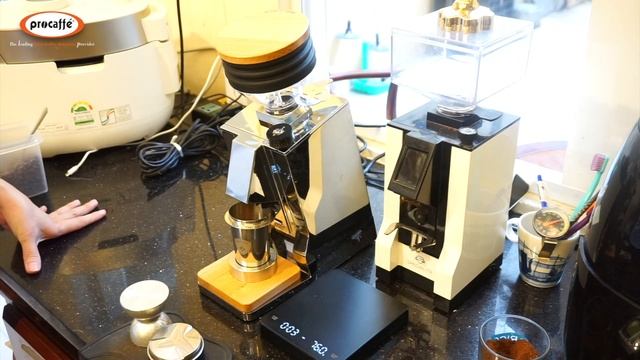 Máy Xay Cà Phê Eureka Oro Mignon Single Dose | Bản Chrome смотреть онлайн