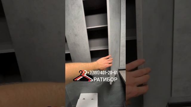 Встроенный шкаф в санузеле в ванной, а также съёмный экран закрывающий коммуникации. смотреть онлайн