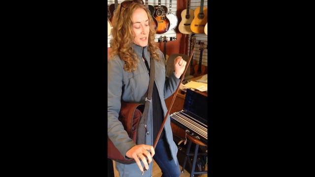 Cool trick for finding a good violin bow смотреть онлайн