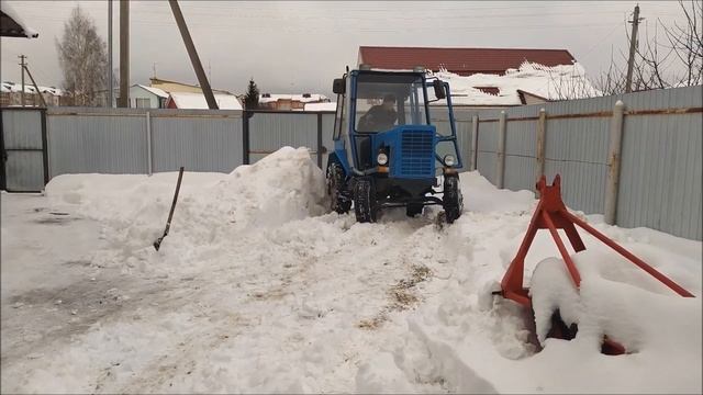 Помогают ли цепи? Самодельный мини БЕЛАРУС смотреть онлайн