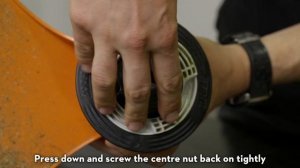 How To Reload The Line On An AutoCut C 6-2 Mowing Head | STIHL GB