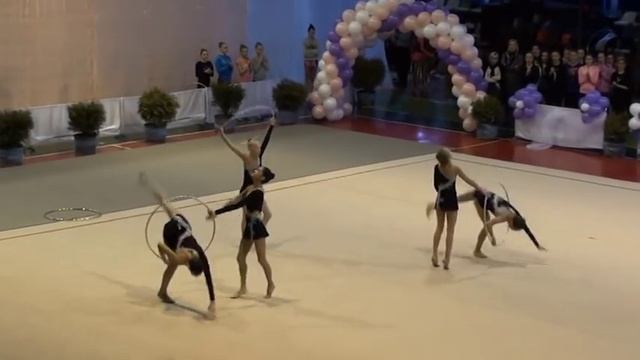 Кубок Украины 2013 Групповое упражнение 5 обручей Львов 2 юниоры 2 ой день смотреть онлайн