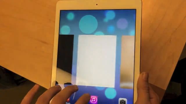 iPad Air: First Look and Initial Impressions смотреть онлайн