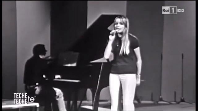 Gloria Guida "Prendi prendi" смотреть онлайн