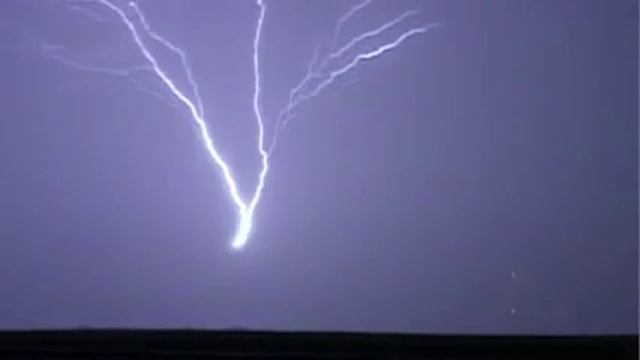 Positive Lightning. Положительная молния
