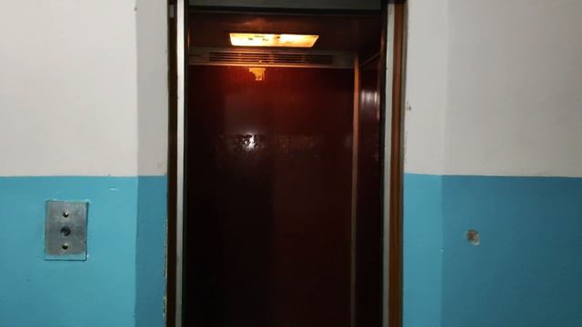 ✅Лифт КМЗ 320кг 1985 г.в. по адресу г. Ставрополь проспект Ворошилова 13/3, 2-й подъезд.