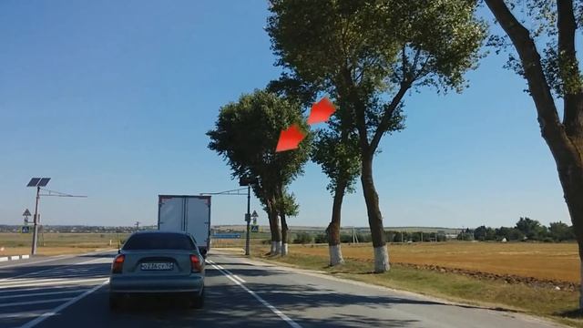 У нас на столько суровое солнце что приходиться прятать солнечные панели в тени. смотреть онлайн