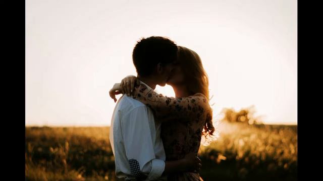 На крылечке твоем(На крылечке твоем каждый вечер вдвоем мы подолгу стоим(к/ф"Свадьба с приданым") смотреть онлайн