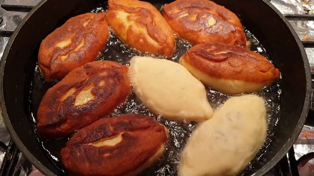 ПИРОЖКИ С ПЫЛУ ЖАРУ?? смотреть онлайн