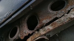 Замена обычных порогов на ВАЗ 2115 на профильную трубу.