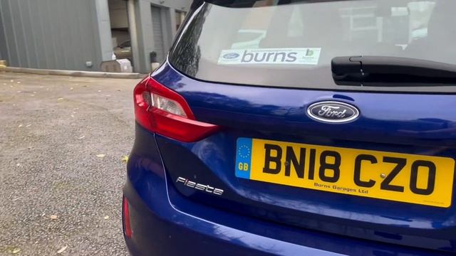 Ford Fiesta 1.1 Zetec 5 Door Petrol Hatchback Congleton смотреть онлайн