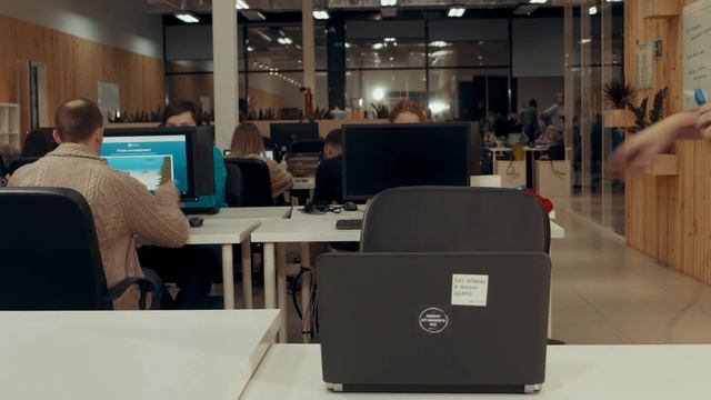 Ирония конфы, или С Новым годом! — часть 2 смотреть онлайн