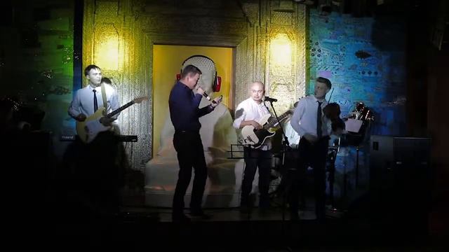 Раунд 2 - выступление с группой "Пятеро" - Руслан Дильманов смотреть онлайн