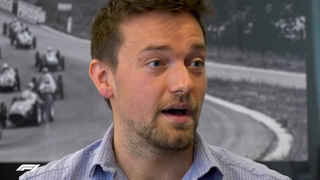 Jolyon Palmer Analyses The Kvyat-McLaren Crash And More! | 2019 Chinese Grand Prix