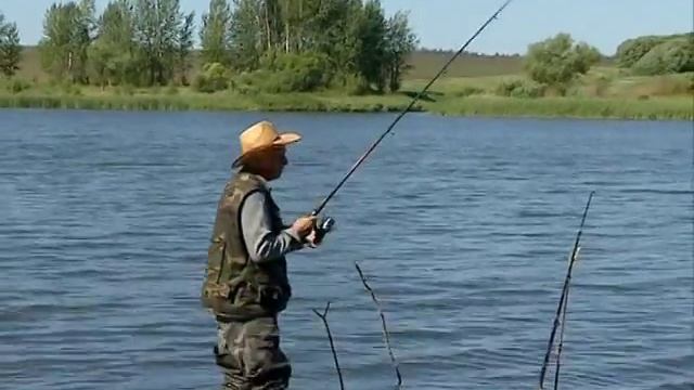 Рыбак Рыбаку 407 "На карася и карпа". смотреть онлайн