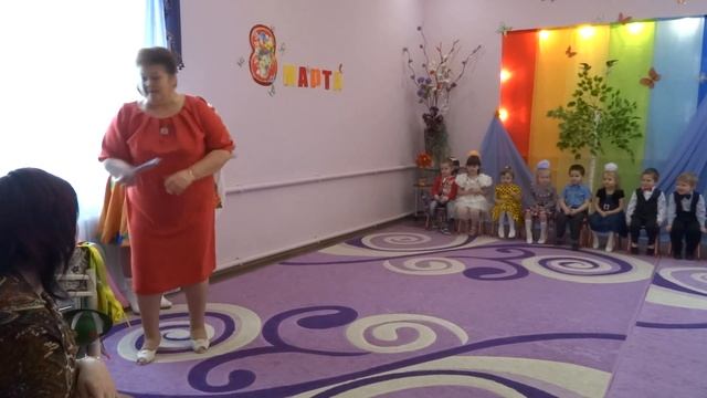 Праздничный утренник "8 марта" 2 мл.гр. (3 часть) смотреть онлайн