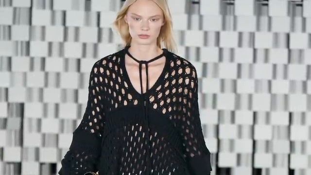 Fashion trends Spring-Summer 2022. 10 trends in 12 minutes. смотреть онлайн