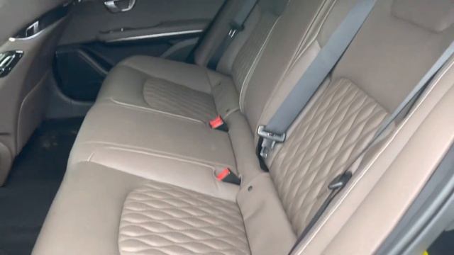 Короткий огляд - порівняння BYD Han та Zeekr 001 смотреть онлайн