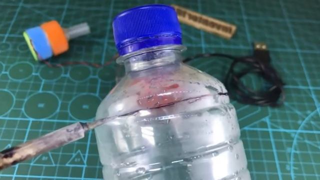 СВЕТЯЩИЙСЯ ФОНТАН СВОИМИ РУКАМИ.декор самоделки из подручных материалов,изобретения,поделки смотреть онлайн