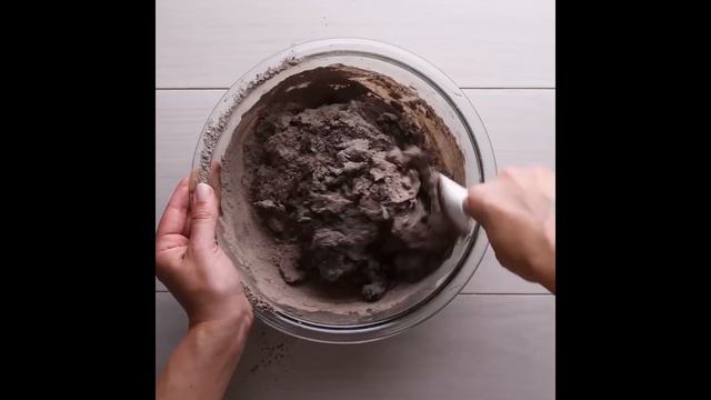 Get Your Chocolate Fix With These 10 Chocolate Cakes!!! So Yummy Chocolate Cake Decorating Ideas