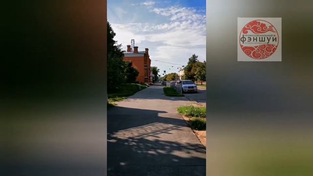 Дом, который приглашает зайти. Подробности в видео смотреть онлайн
