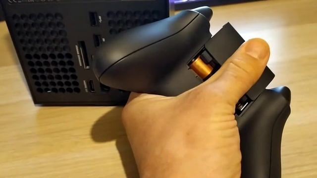 Видеообзор игровой приставки Microsoft Xbox Series X смотреть онлайн
