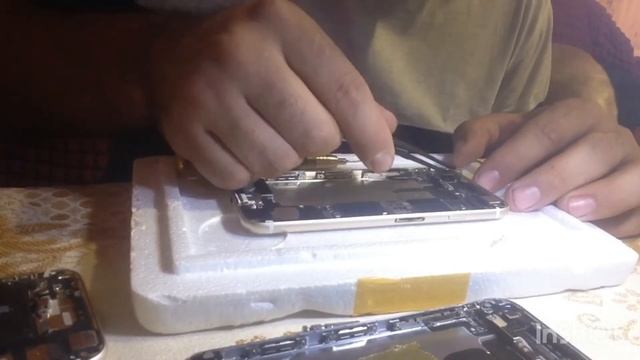 Замена материнской платы на iPhone 6 смотреть онлайн
