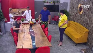 Дом-2: Иосиф бьёт посуду