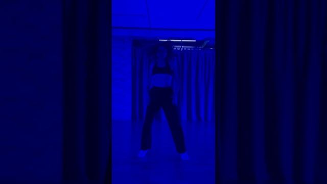 Танцы DANCEHALL Новороссийск KRISDANCE #dance #dancer #dancevideo #dancehall #dancehallmusic смотреть онлайн